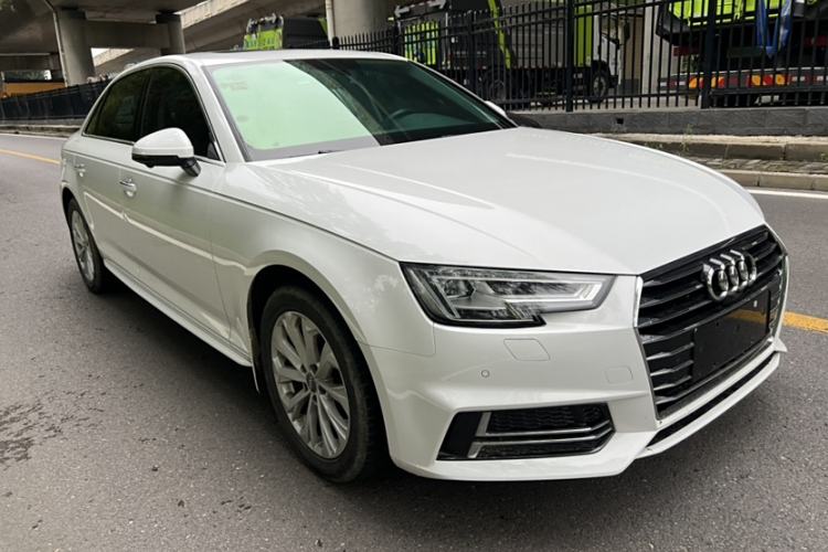 Used Audi A4L 2019 40 TFSI Ambition China VI
