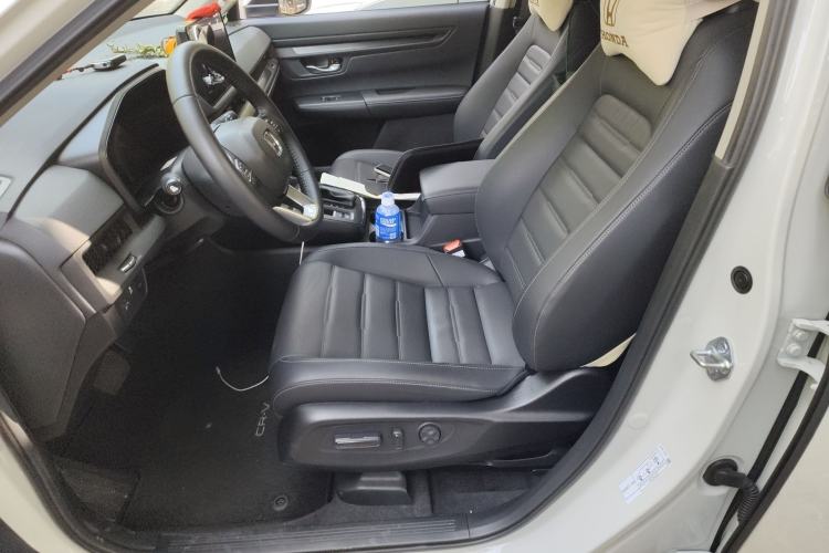 Used Honda CR-V 2023 240TURBO Two-Wheel-Drive Luxury Version 5 Seats
