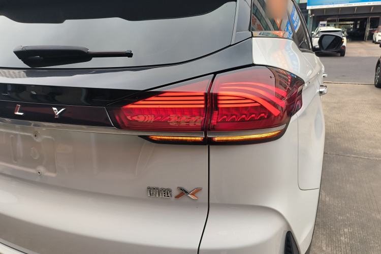 Used Geely Auto Emgrand X7 Sport 2022 Boyue X 1.8TD DCT ZhiShang Model
