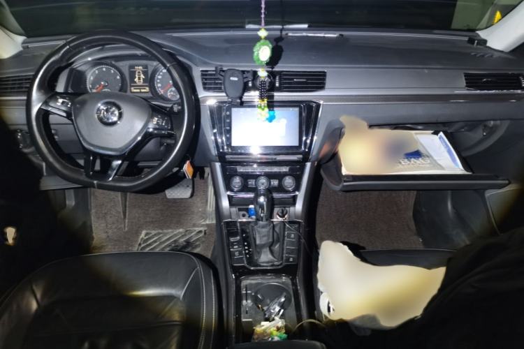 Used Volkswagen Passat 2016 330TSI DSG Luxury Edition