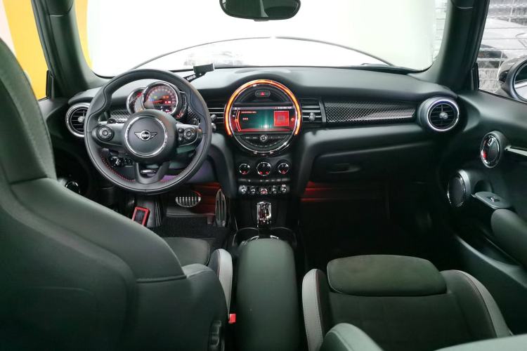 Used  MINI 2019 2.0T COOPER S Racing Driver
