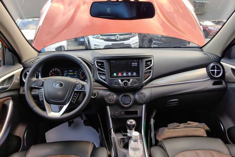 Used BYD Song 2016 GaiShi Edition 1.5TI Manual Elite Model
