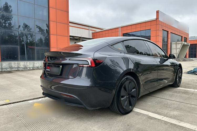 Used Tesla Model 3 2023 Rear-Wheel-Drive Version
