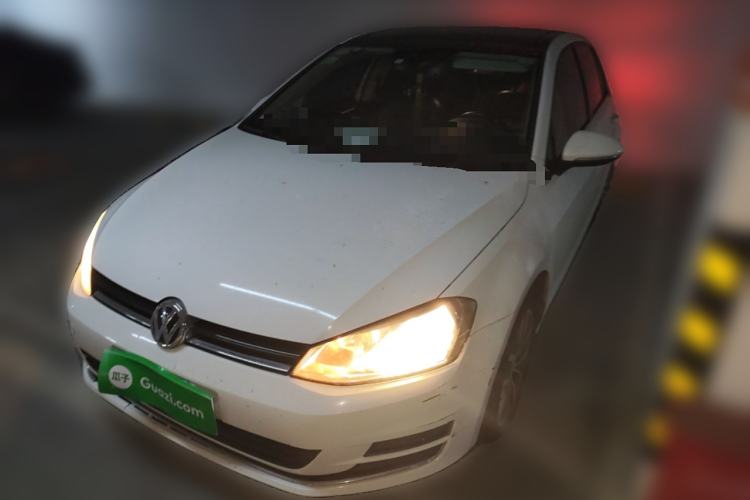 Used Volkswagen Golf 2016 230TSI Automatic Luxury Version
