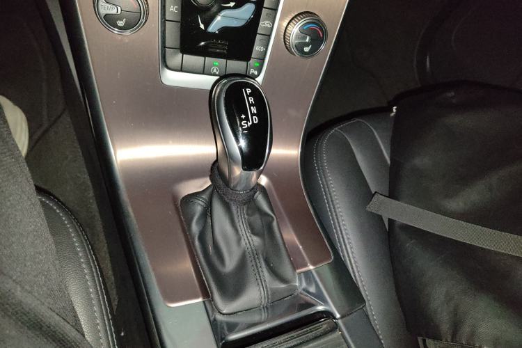 Used Volvo XC60 2017 T5 Smart Upgrade Edition