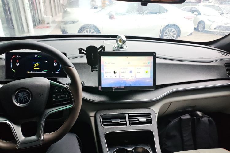 Used BYD Qin PLUS 2024 Honor Edition EV 420KM Beyond Model