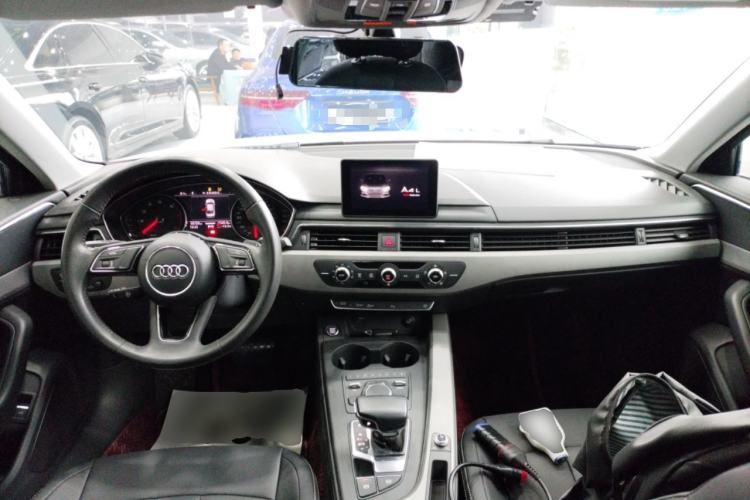 Used Audi A4L 2019 40 TFSI Ambition China VI