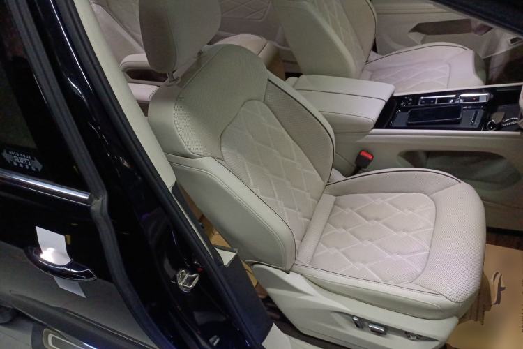 Used Volkswagen Viloran 2023 380TSI Prestige Edition