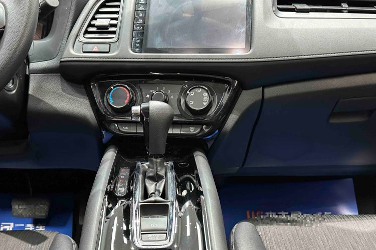 Used Honda Vezel 2020 1.5L CVT Pioneer Edition
