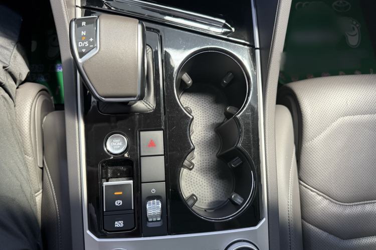 Used Volkswagen Touareg 2019 2.0 TSI Ruiyi Edition China V Standard
