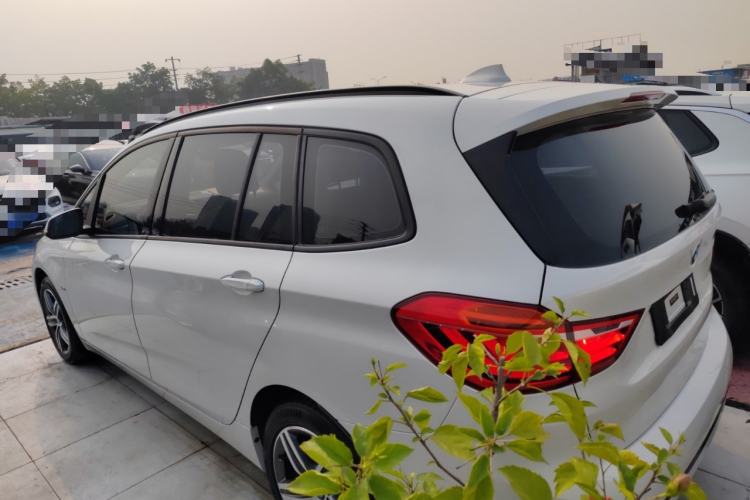 Used BMW 2 Series Gran Tourer 2015 218i Sports Design Package
