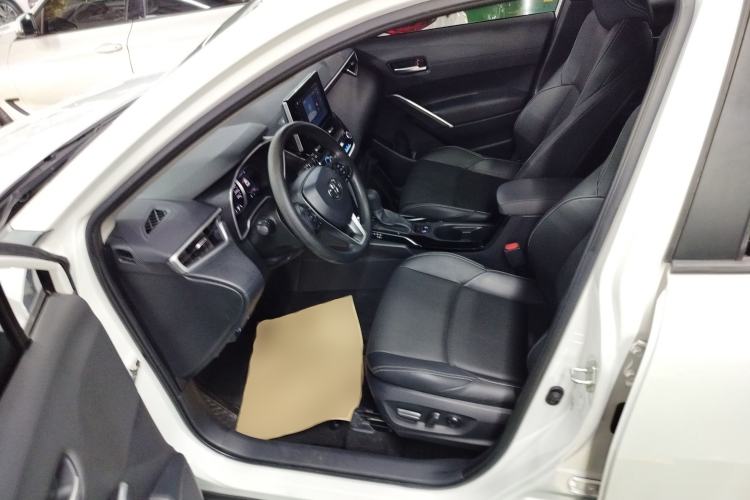 Used Toyota FRONTLANDER 2022 2.0L CVT Luxury PLUS Edition
