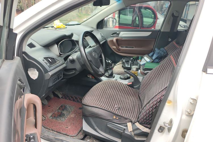 Used JAC Refine S5 2015 2.0L Manual Comfort Version
