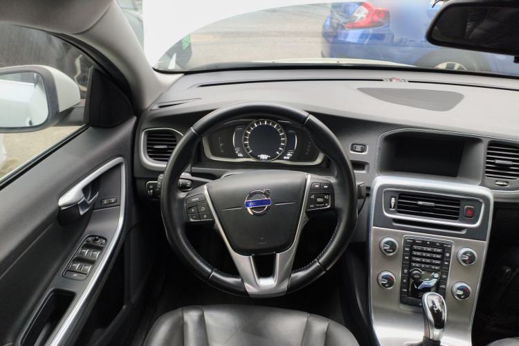 Used Volvo S60 2017 S60L T4 Smart Range Edition