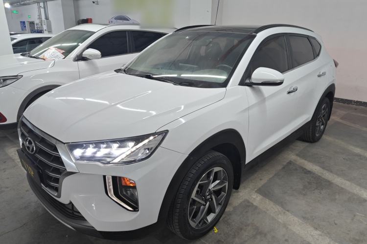 Used Hyundai Tucson 2019 280TGDi Dual-Clutch Two-Wheel Drive Fashion Edition China VI Standard