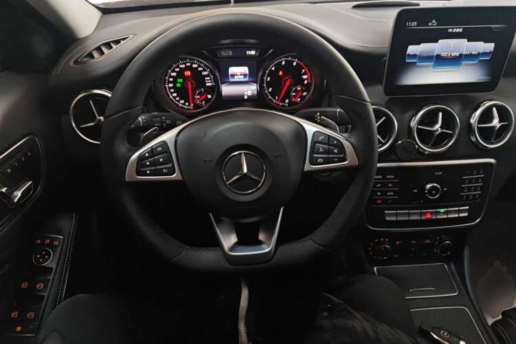 Used Mercedes-Benz GLA 2019 GLA 200 Fashion Model
