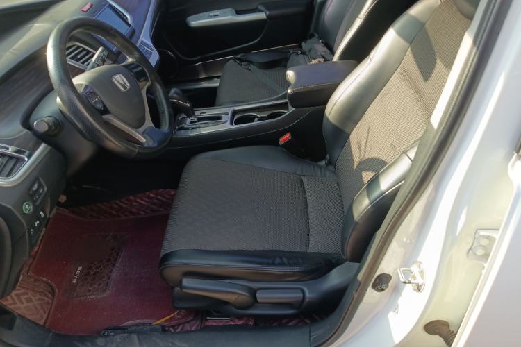 Used Honda Jade 2017 1.8L automatic Comfort version 5 seats
