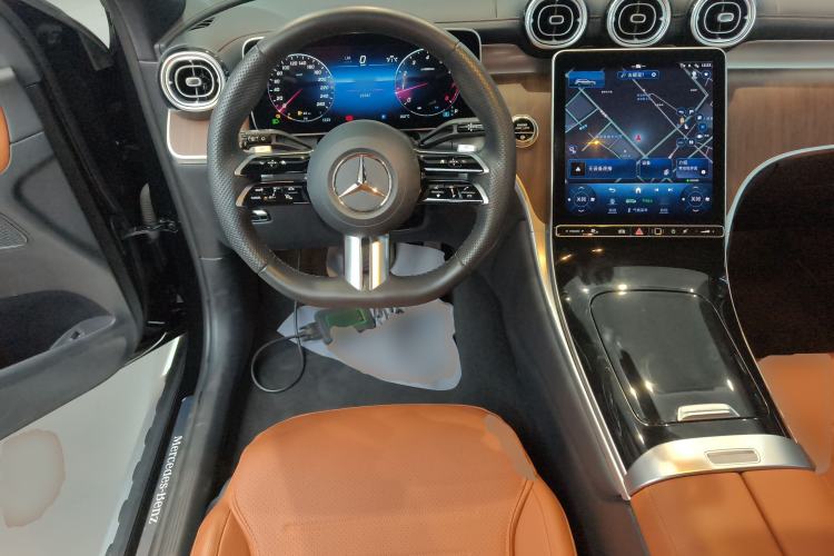 Used Mercedes-Benz GLC 2023 GLC 300 L 4MATIC Dynamic 7-Seater