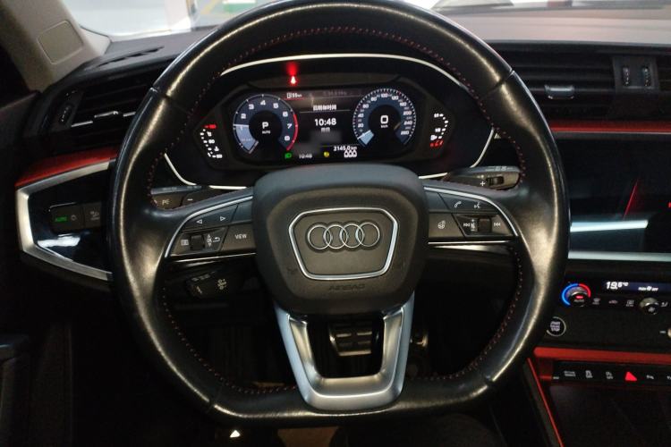Used Audi Q3 2021 40 TFSI Fashion Dynamic Model
