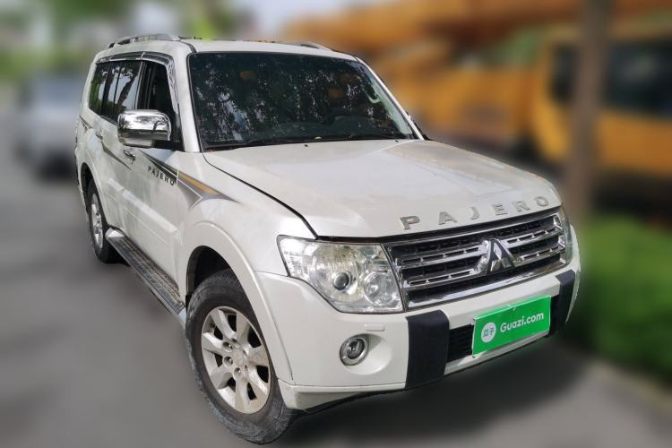 Used Mitsubishi Pajero 2011 3.0L Elite Edition
