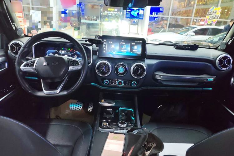 Used BAIC Off-Road BJ40 2023 2.0T Automatic Four-Wheel Drive Urban Hunter Edition Chivalrous Type
