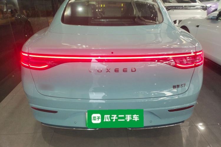 Used Hima Luxeed S7 2025 785 km Ultra
