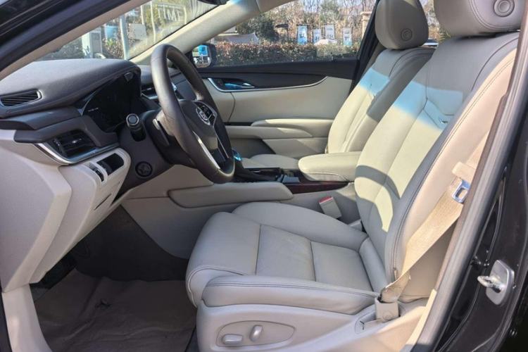 Used Cadillac XTS 2015 28T Comfort Model
