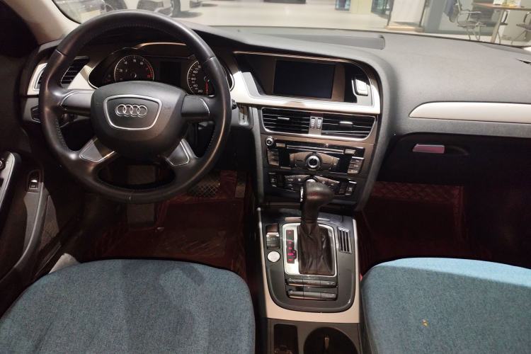 Used Audi A4L 2013 30 TFSI Automatic Comfort Model
