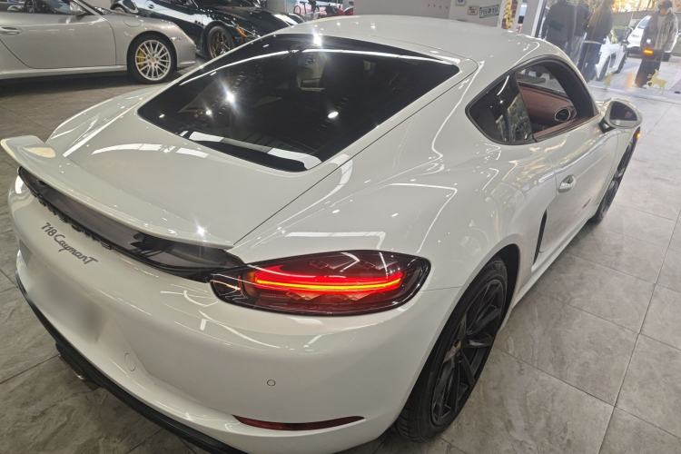 Used Porsche 718 2016 Cayman 2.0T