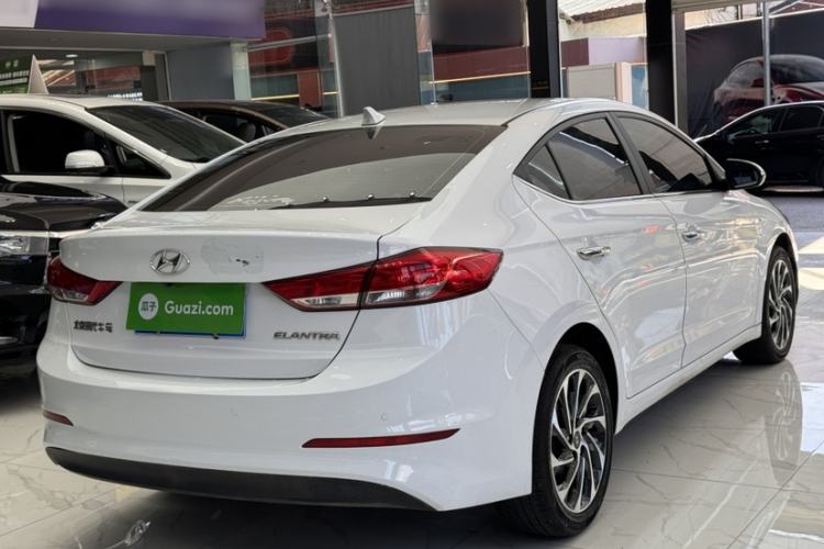 Used Hyundai Elantra 2019 1.5L CVT ZhiXuan – Elite Version
