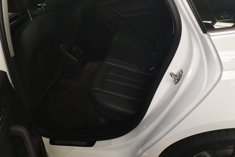 Used Audi A4L 2022 40 TFSI Stylish and Elegant Edition
