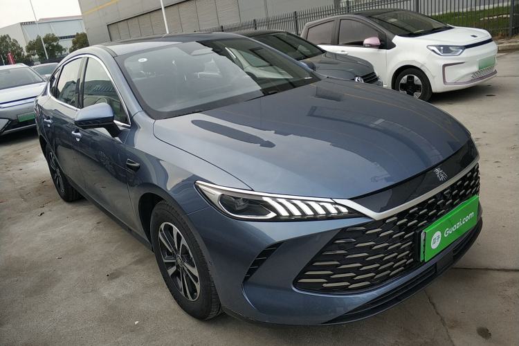 Used BYD Qin PLUS 2025 DM-i Smart Drive 120KM Superior Model