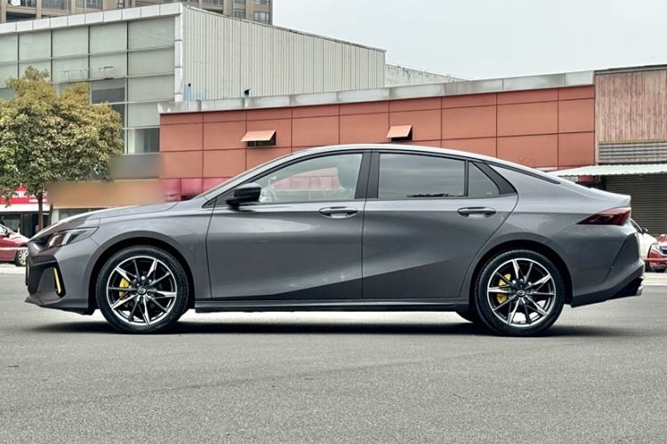 Used GAC Trumpchi EMPOW 2023 270T DCT J15 Version
