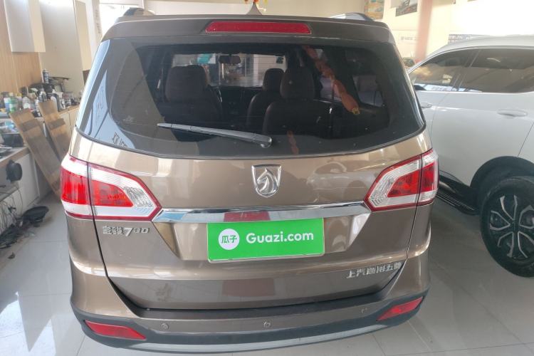 Used Baojun 730 2014 1.5L Manual Luxury Navigation ESP Version 7 Seats
