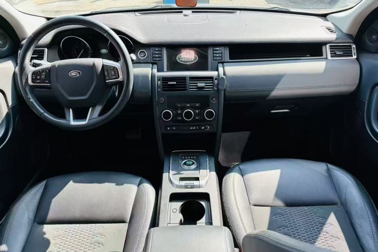 Used Land Rover Discovery Sport 2019 200PS PURE Edition China VI Standard
