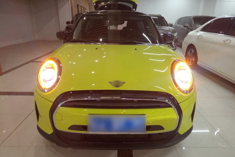 Used  MINI 2023 Updated 1.5T COOPER Artist
