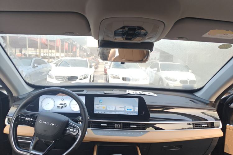 Used Chery Tiggo 8 PRO 2024 Champion Edition 390T Two-Wheel Drive Peak Version 5 Seats