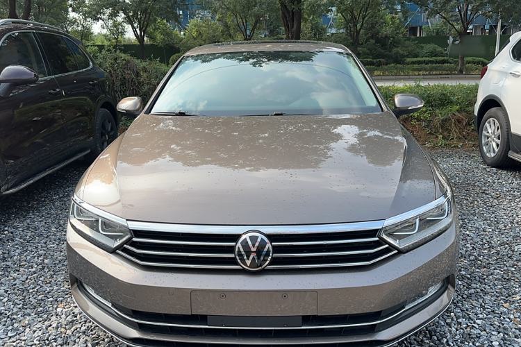 Used Volkswagen Magotan 2018 380TSI DSG Luxury Model
