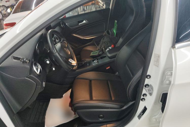 Used Mercedes-Benz GLA 2016 GLA 200 Fashion Model