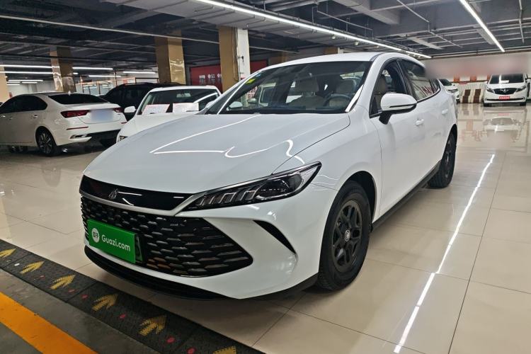 Used BYD Qin PLUS 2025 DM-i Smart Drive 55KM Leading Model
