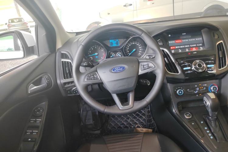 Used Ford Focus 2020 Hatchback Classic 1.5L Automatic Trendy Model
