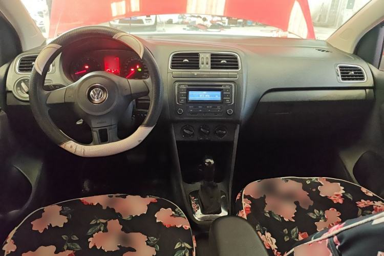 Used Volkswagen Polo 2013 1.4L Automatic Comfort Edition
