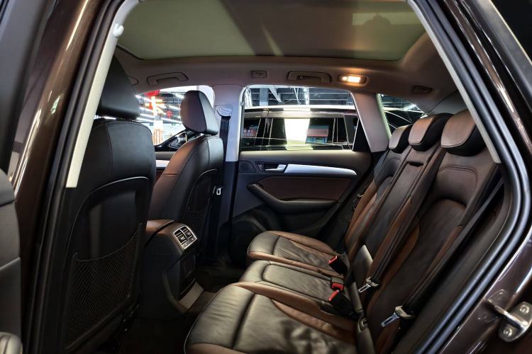 Used Audi Q5 2017 Plus 40 TFSI Technology Model
