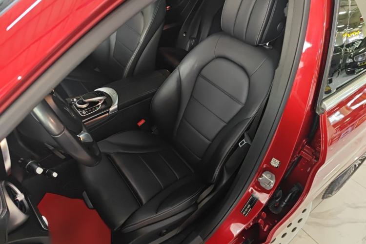 Used Mercedes-Benz GLC 2018 Facelifted GLC 260 4MATIC Dynamic Edition
