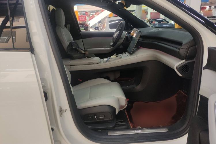 Used Nio ES6 2024 75 kWh
