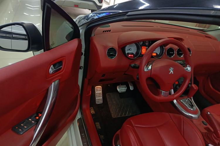 Used Peugeot 308 2012 1.6T CC Fashion Edition
