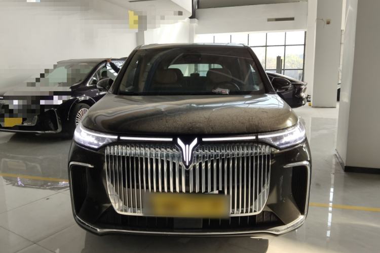 Used VOYAH Dream 2025 PHEV Four-Wheel-Drive Flagship Kunpeng Edition
