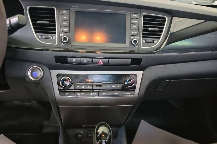 Used Hyundai Mistra 2016 1.8L Automatic Smart GLS
