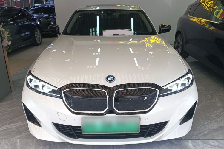 Used BMW i3 2023 eDrive 40 L Midnight Edition
