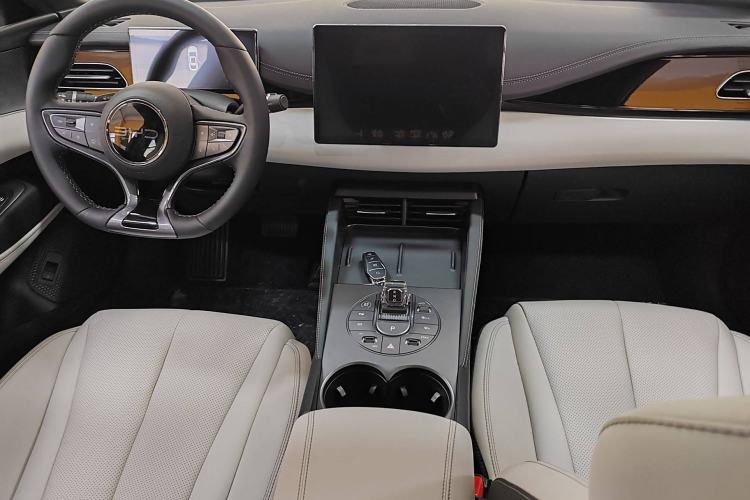 Used BYD Seal 06 New Energy 2025 DM-i Smart Drive 80KM Prestige Model
